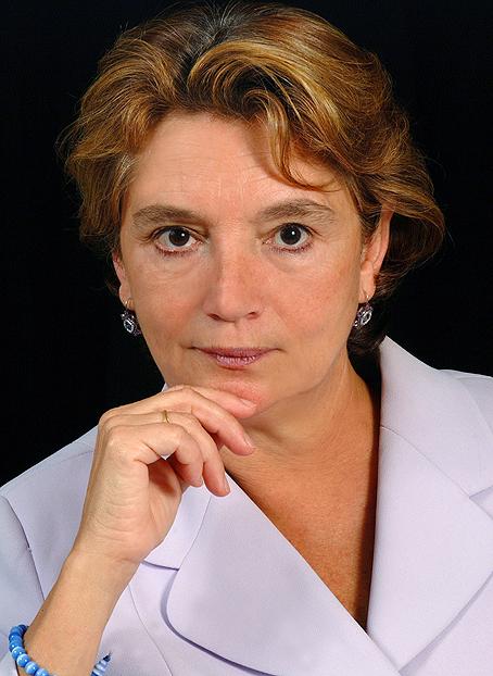 Carmen Hermosín.jpg